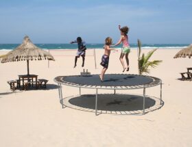 Få gang i legen med en trampolin til haven: Sådan vælger du den rigtige model